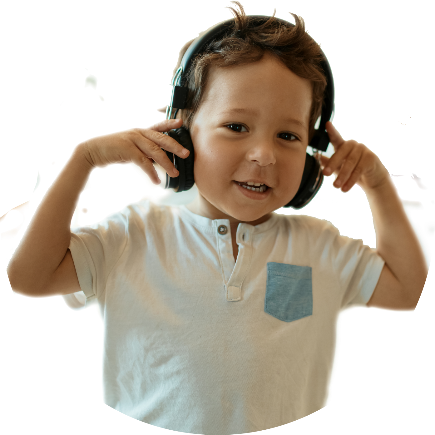 SESSAD Enfant avec un casque